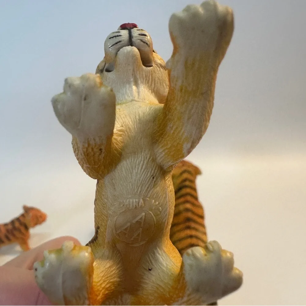 VTG AAA Set of 3 Tigers Mom and Babies Rubber Animals‎ Figurines